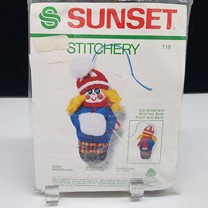 Sunset Stitchery 3D Ornament Kit Susie Snowflake Holiday Craft 4"